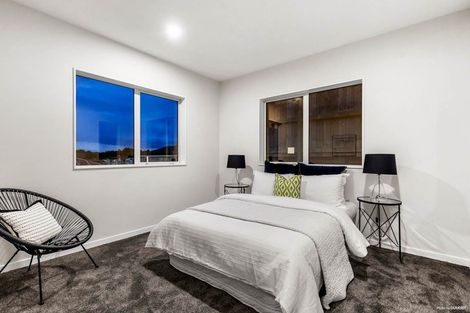 Photo of property in 8 Takurua Terrace, Orewa, 0931