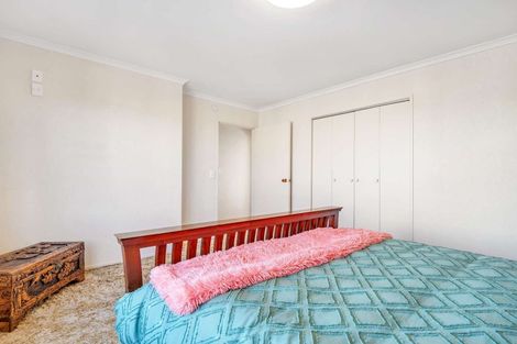Photo of property in 1/186 Marine Parade, Mount Maunganui, 3116