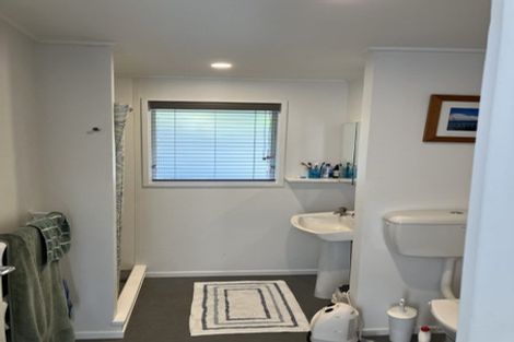 Photo of property in 8 Kea Street, Waikanae, 5036