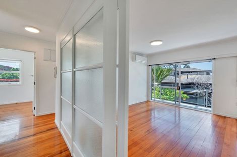 Photo of property in 1/17 Lake View Road, Takapuna, Auckland, 0622