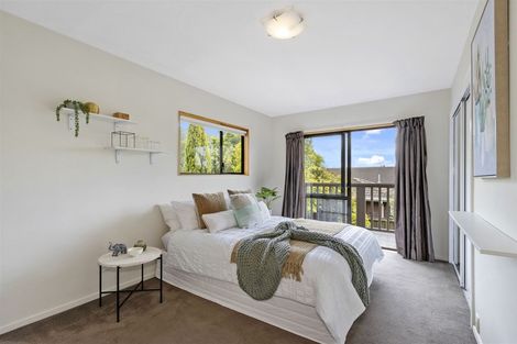 Photo of property in 25 Solomon Avenue, Redwood, Christchurch, 8051