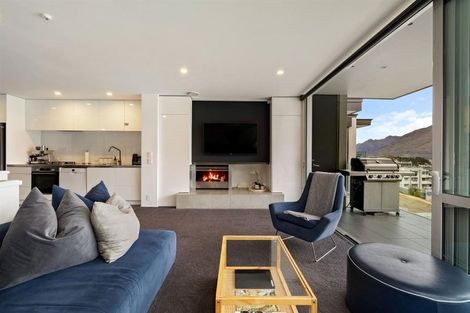 Photo of property in The Beeches Apartments, 12/60 Hallenstein Street, Queenstown, 9300