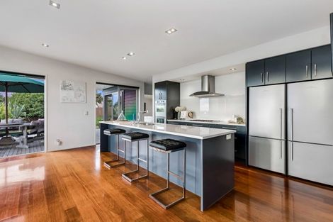 Photo of property in 47 Harry Dreadon Road, Opaheke, Papakura, 2584