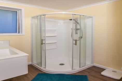 Photo of property in 117 Hetherington Road, Whangamata, 3620