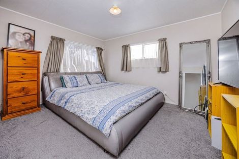 Photo of property in 95 Sykes Road, Weymouth, Auckland, 2103