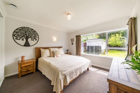 Photo of property in 342 Main Road, Tawa, Wellington, 5028