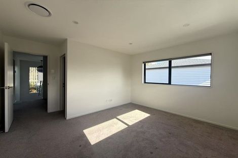 Photo of property in 30c Durham Street, Te Atatu Peninsula, Auckland, 0610