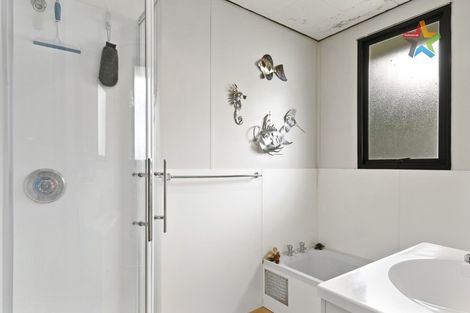 Photo of property in 2/19 Eldon Grove, Taita, Lower Hutt, 5019