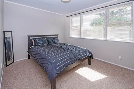 Photo of property in 28 Mack Place, Red Hill, Papakura, 2110
