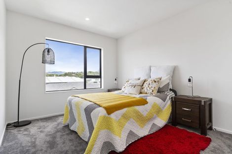 Photo of property in 1/68 Smythe Road, Henderson, Auckland, 0612