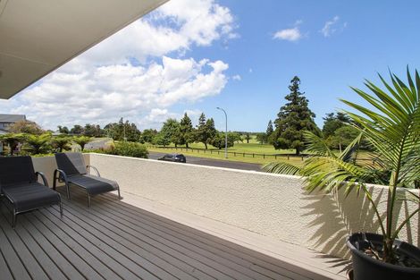 Photo of property in 27 Stella Drive, Clarks Beach, 2122