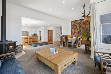 Photo of property in 353 North Manakau Road, Manakau, Levin, 5573