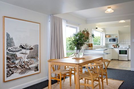 Photo of property in 4 Van Asch Road, Haumoana, 4102