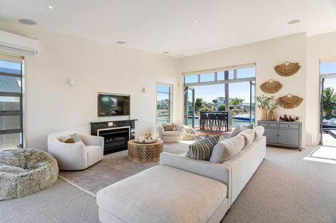 Photo of property in 156 Waterways Parade, Pauanui, Hikuai, 3579