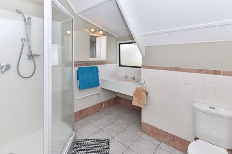 Photo of property in 10 Mcinnes Place, Queenwood, Hamilton, 3210