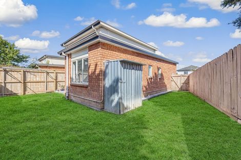 Photo of property in 4 Brashier Circle, Sunnyvale, Auckland, 0612