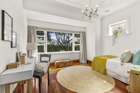 Photo of property in 52 Dundas Street, Seatoun, Wellington, 6022