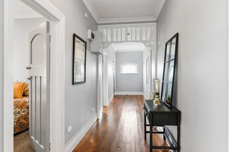 Photo of property in 84 Victoria Road, Saint Kilda, Dunedin, 9012