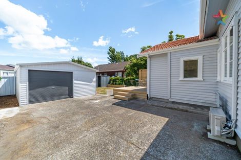 Photo of property in 12 Heath Grove, Waiwhetu, Lower Hutt, 5010