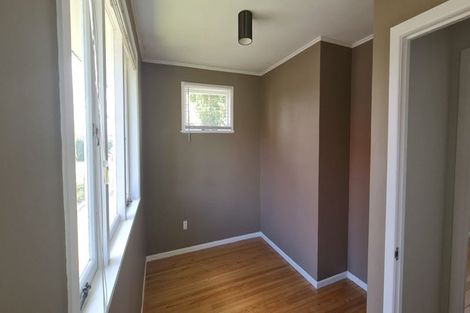 Photo of property in 13 Wallace Road, Mangere Bridge, Auckland, 2022