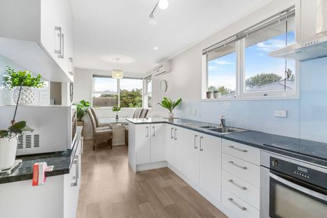 Photo of property in 81 Skipton Street, Mangere East, Auckland, 2024