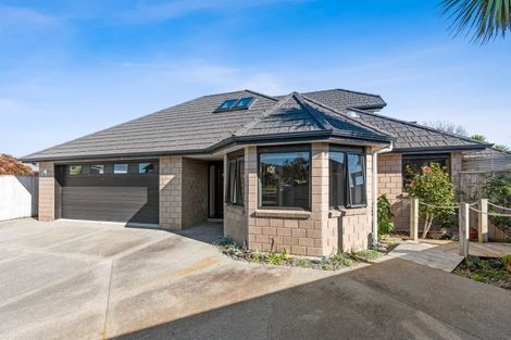 Photo of property in 18 Trusham Court, Paraparaumu, 5032