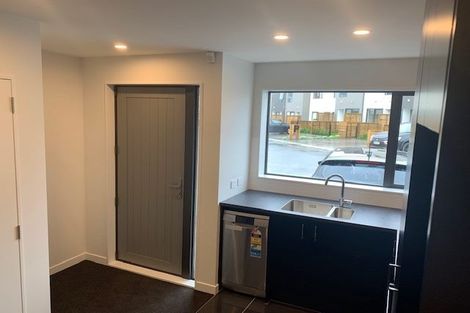 Photo of property in 5/170 Fraser Avenue, Johnsonville, Wellington, 6037