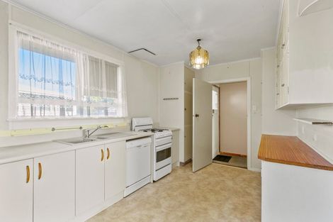 Photo of property in 2 Tohu Place, Spotswood, New Plymouth, 4310