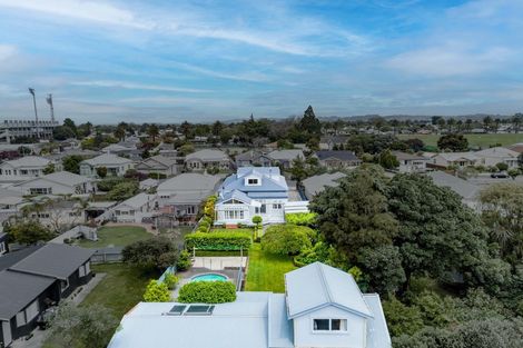 Photo of property in 63 Nelson Crescent, Napier South, Napier, 4110