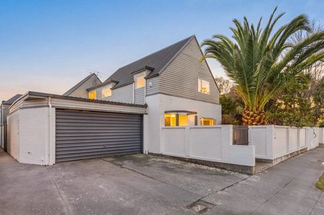 Photo of property in 1/125 Clyde Road, Ilam, Christchurch, 8041