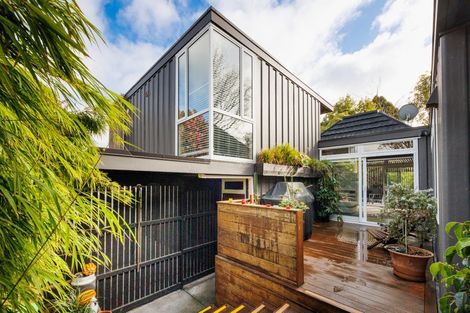 Photo of property in 161 Victoria Avenue, Hokowhitu, Palmerston North, 4410