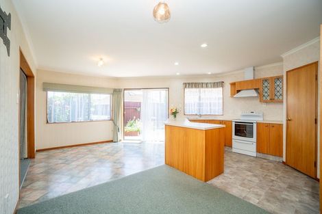 Photo of property in 5 Seville Court, Terrace End, Palmerston North, 4410