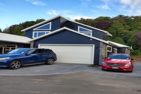 Photo of property in 5 Okoare Lane, Ferndale, New Plymouth, 4310