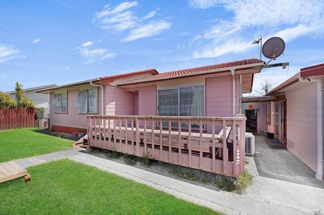 Photo of property in 11 Vimy Place, Mangere, Auckland, 2022