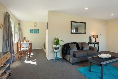 Photo of property in 16 Royleen Street, Casebrook, Christchurch, 8051