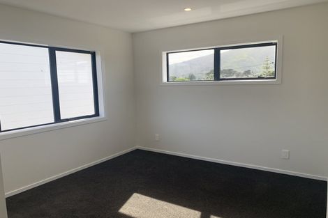 Photo of property in 10 Okoutu Lane, Moera, Lower Hutt, 5010