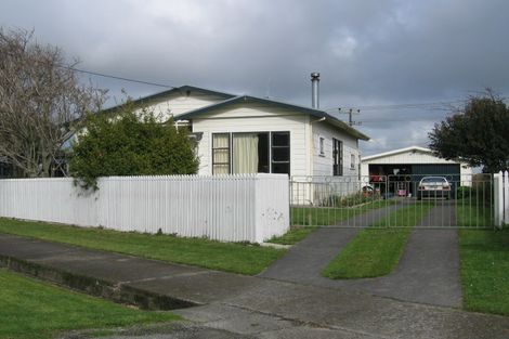 Photo of property in 1 Edmay Street, Feilding, 4702