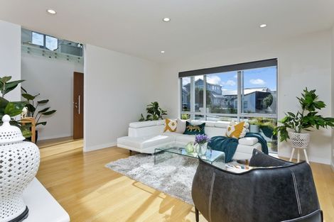 Photo of property in 4 Greenlink Rise, Long Bay, Auckland, 0630