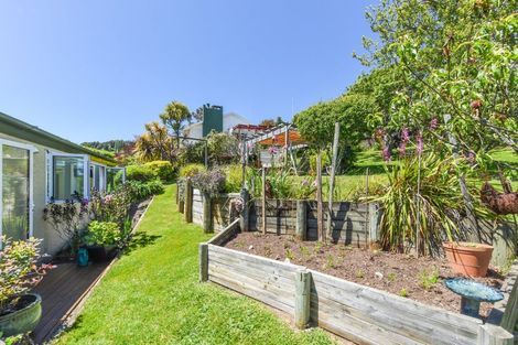 Photo of property in 4 Rangiora Terrace, Tahunanui, Nelson, 7011