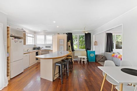 Photo of property in 16 Kenmore Place, Tokoroa, 3420