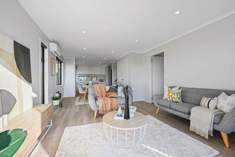 Photo of property in 2/44 Rose Berry Crescent, Flagstaff, Hamilton, 3210