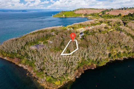 Photo of property in 31 Parawera Drive, Acacia Bay, Taupo, 3330