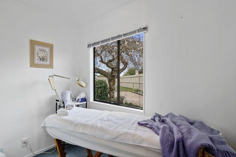 Photo of property in 48 Lagoon Place, Poike, Tauranga, 3112