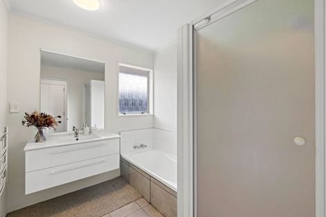 Photo of property in 25 Rempstone Drive, Halswell, Christchurch, 8025