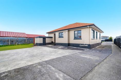 Photo of property in 35 Seddon Avenue, Papatoetoe, Auckland, 2104