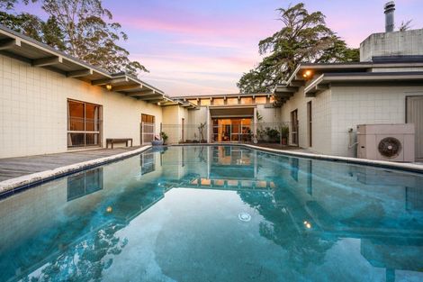 Photo of property in 1 Whitford Park Road, Whitford, Howick, 2571