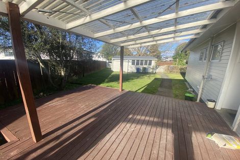Photo of property in 58 Riverpark Crescent, Henderson, Auckland, 0610