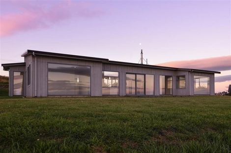 Photo of property in 31 Tunnel Beach Road, Blackhead, Dunedin, 9076