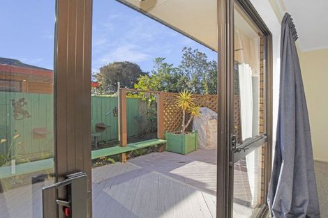 Photo of property in 21 Cedar Drive, Paraparaumu Beach, Paraparaumu, 5032