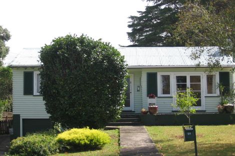 Photo of property in 27 Stottholm Road, Titirangi, Auckland, 0604